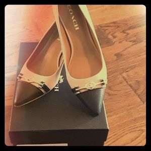 Authentic Coach pumps sz 8 md